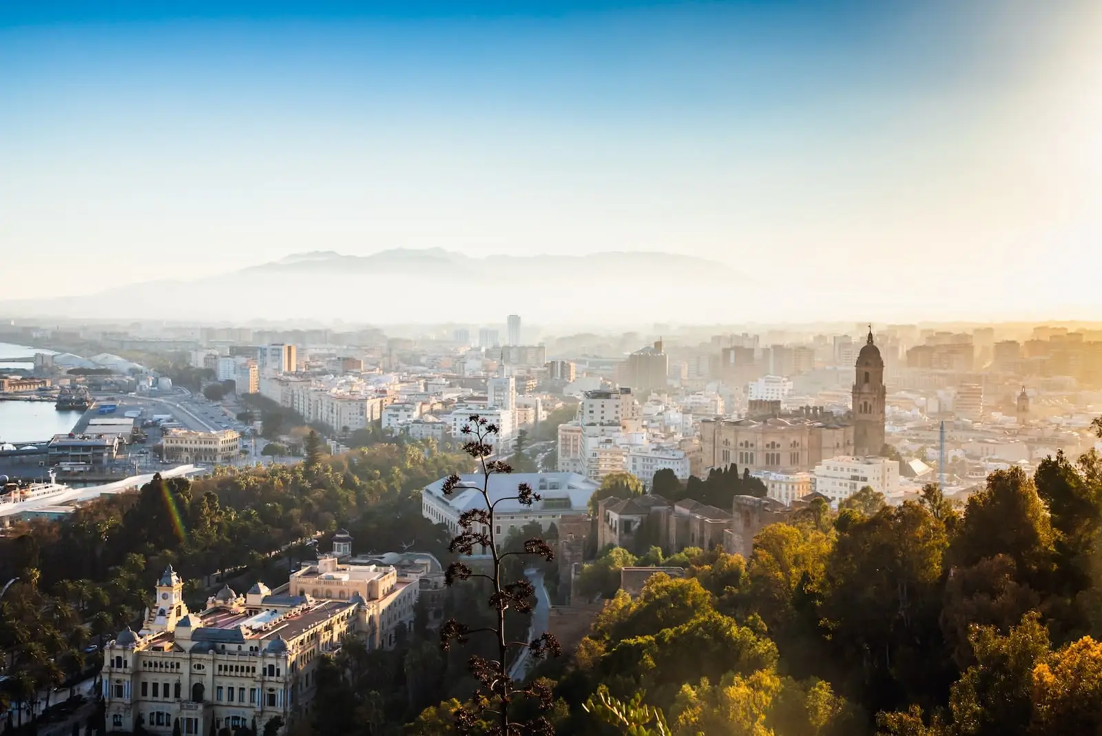 view-over-malaga-at-sunset-travel-banner-2026-01-09-08-01-37-utc