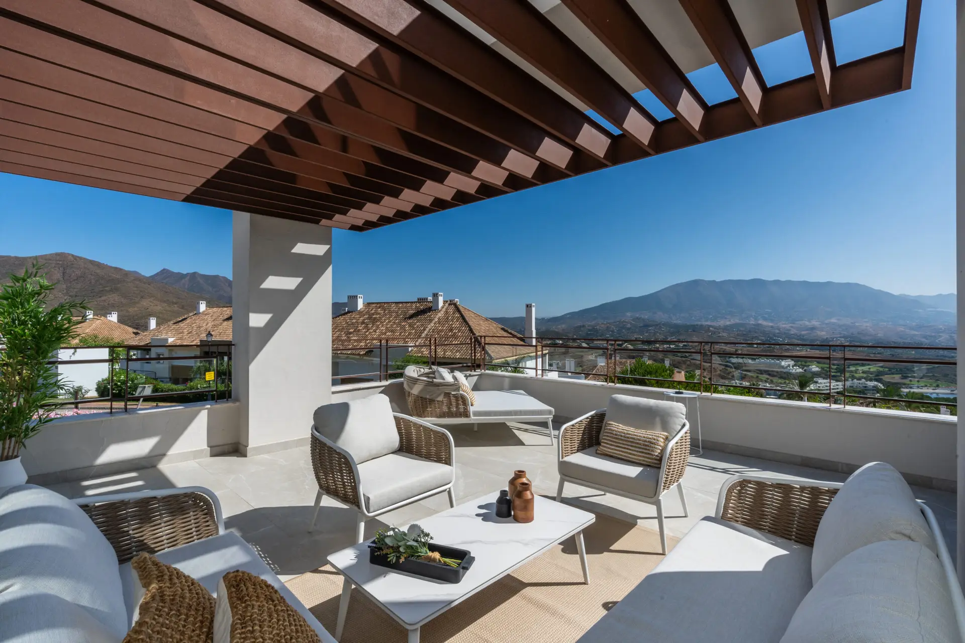 A8.1_The Meadows-townhouses-La Cala Golf-terrace_Jun 25