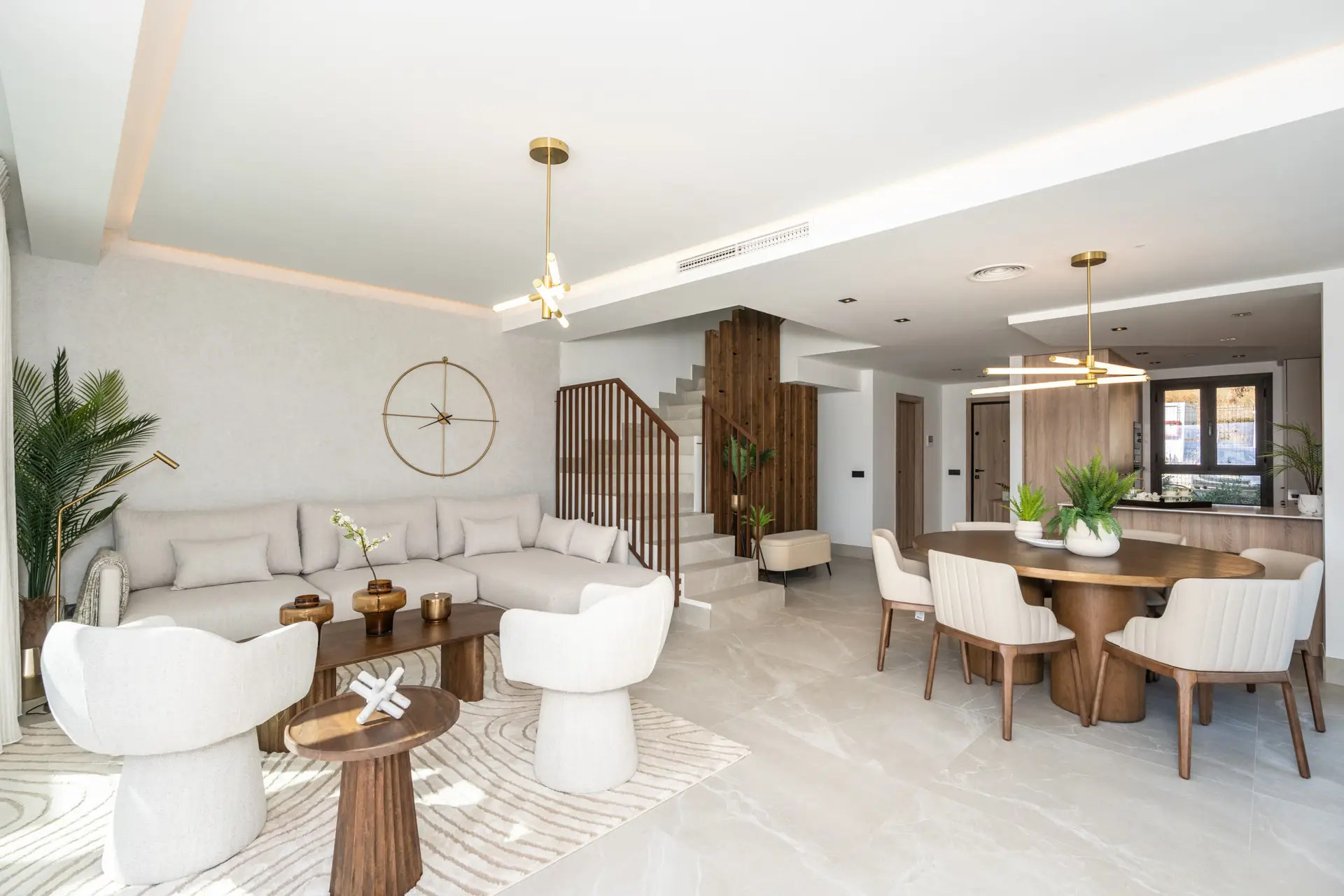 B2.1_The Meadows-townhouses-La Cala Golf-dining room_Jun 25