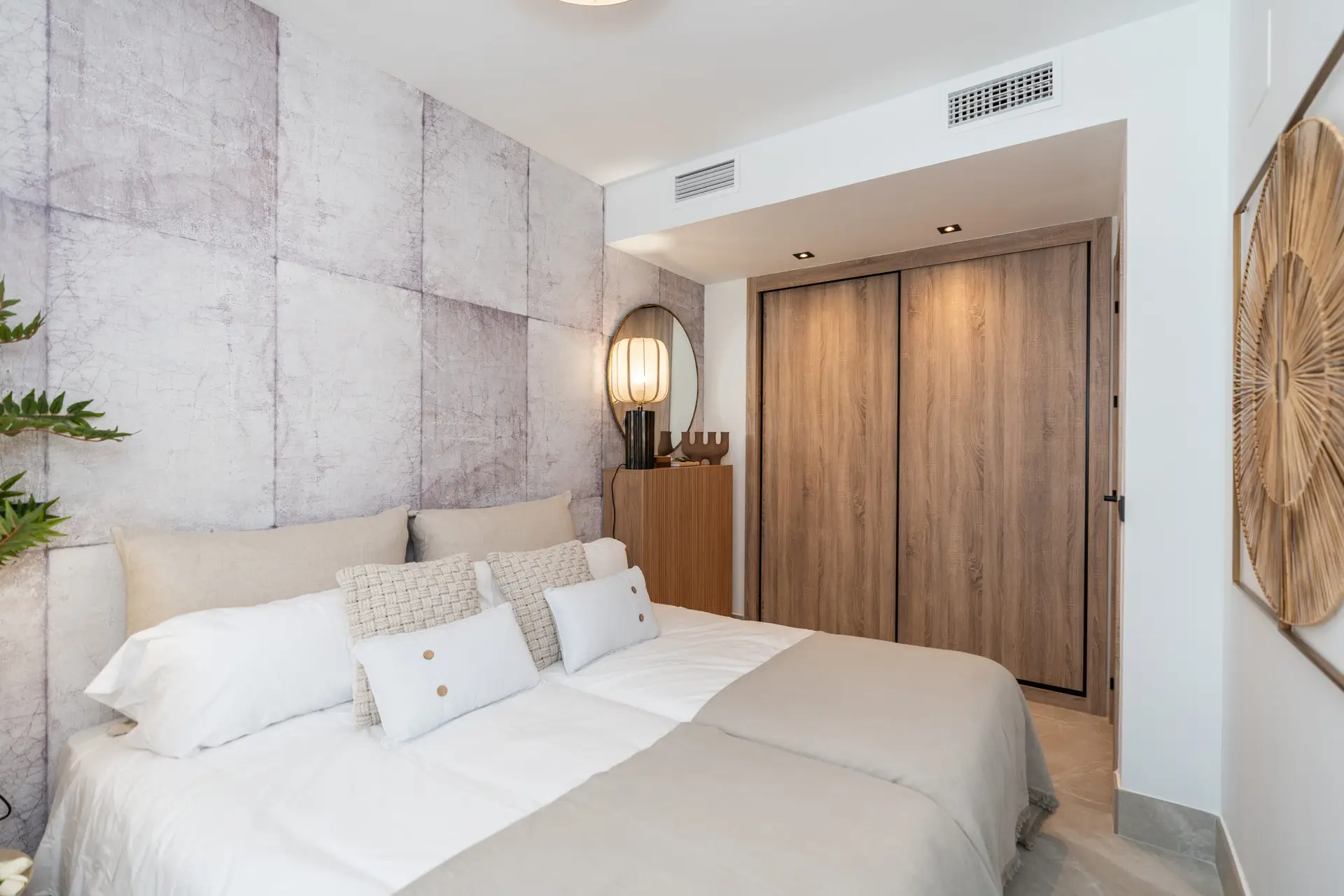 B6.3_The Meadows-townhouses-La Cala Golf-bedroom_Jun 25