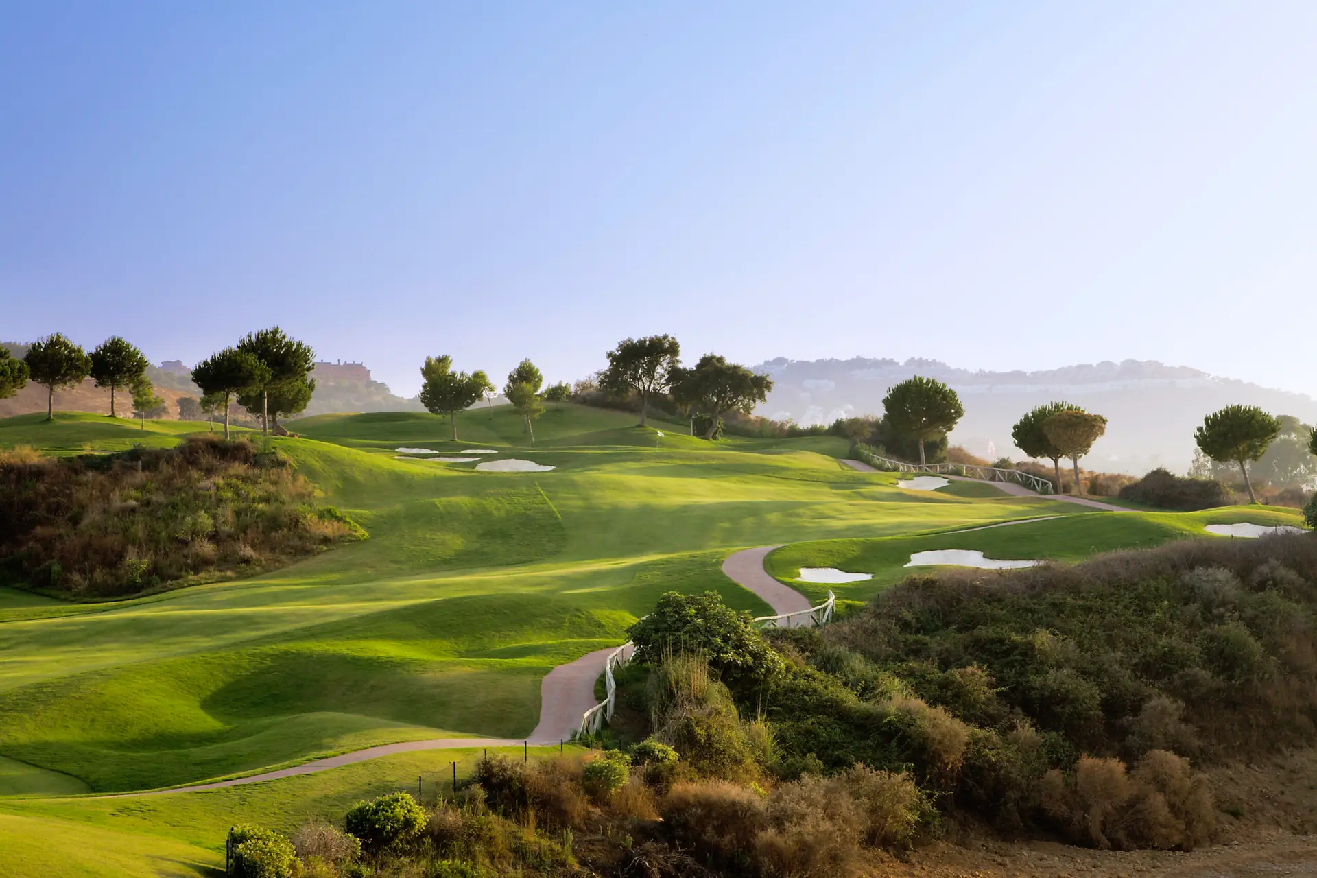 C4_The Meadows-townhouses-La Cala - America golf course - Hole 6